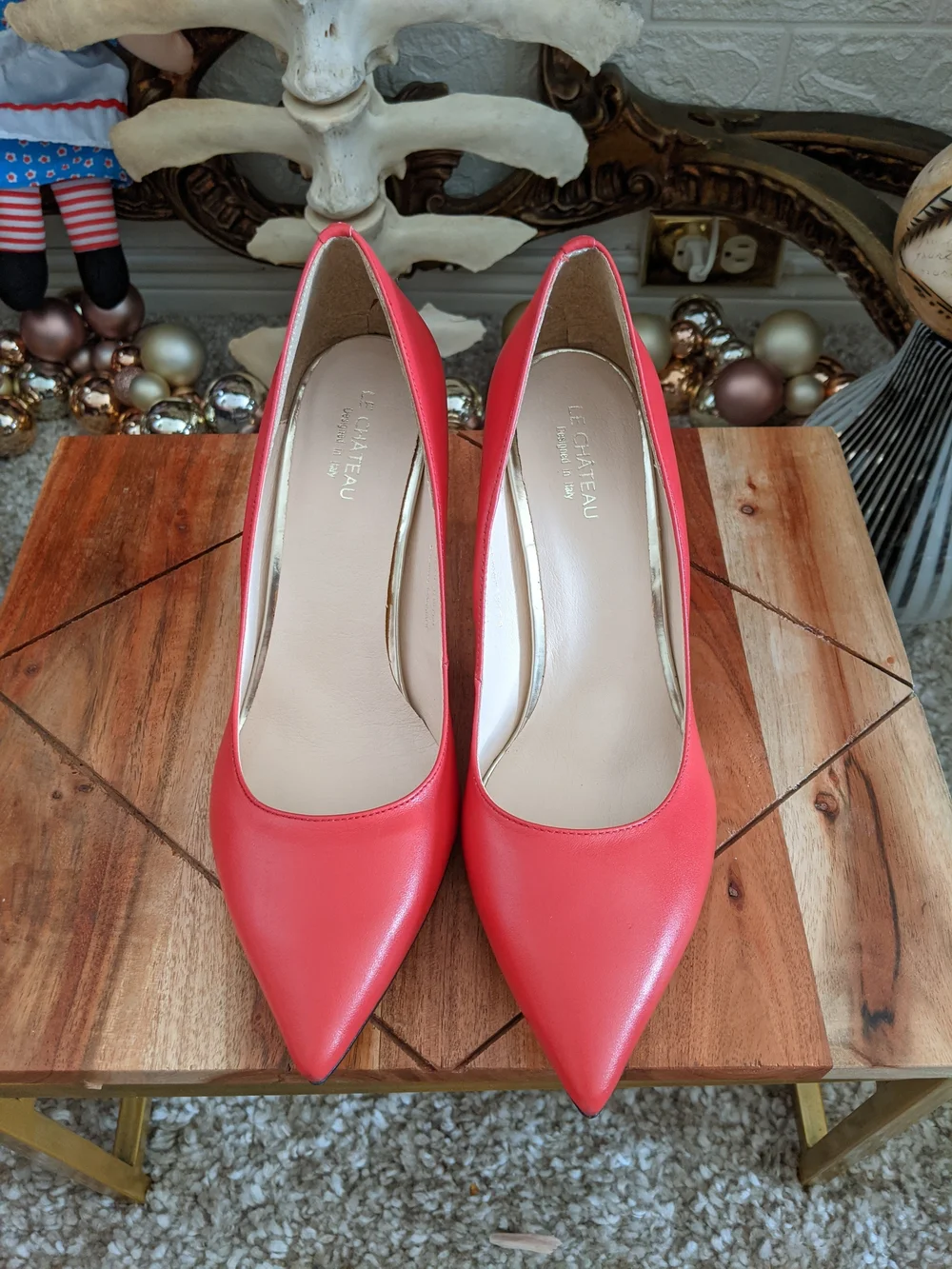 Le Château Red Pointed Toe Heels Size 8 - Picture 2 of 5
